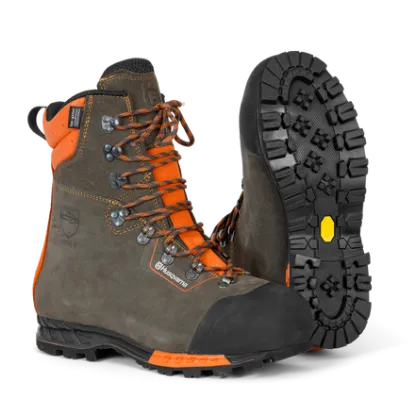 Nahast kaitsesaapad Functional 24, suurus 46 pilt