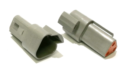 3-pin pistik. emane