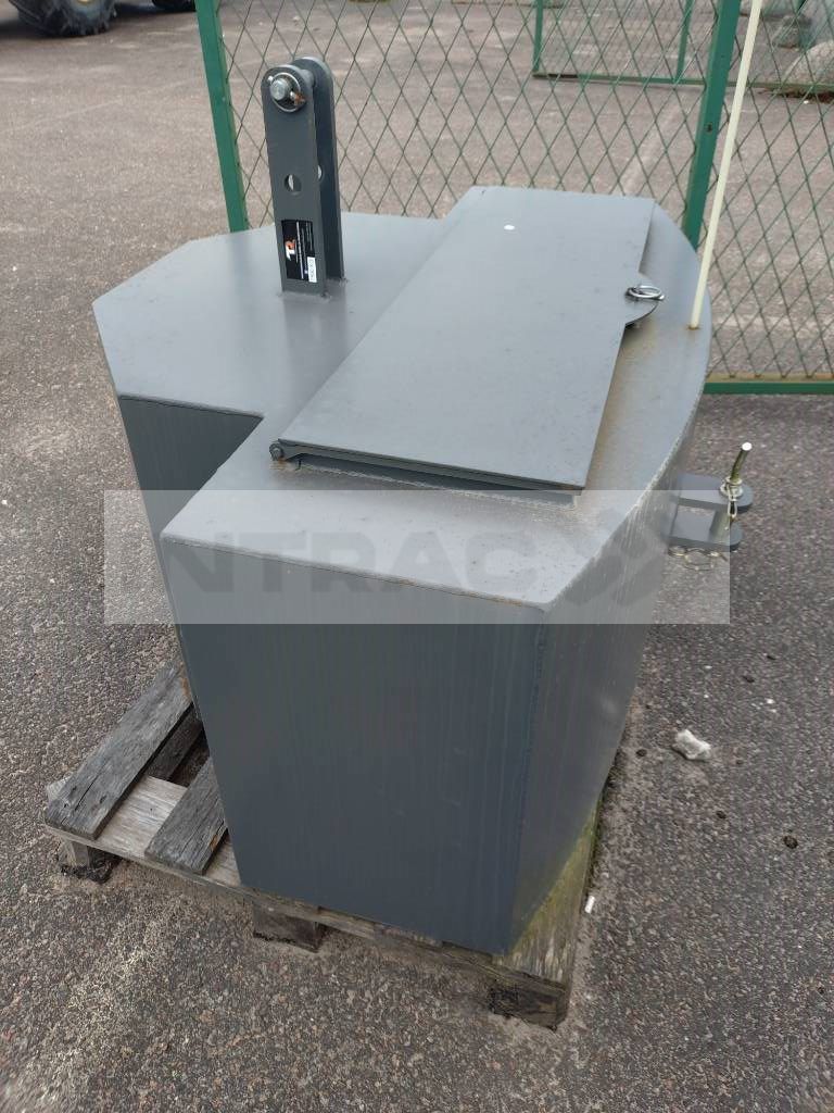 Traktori raskus 1200kg